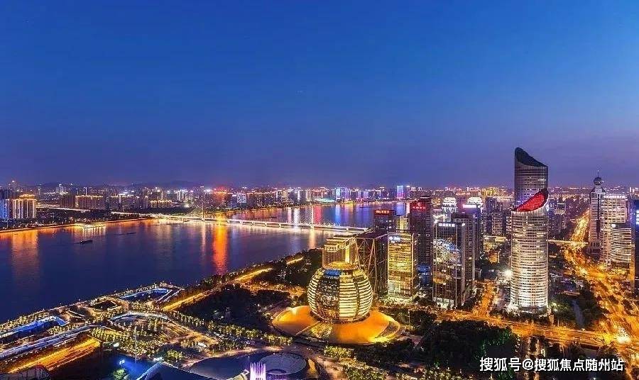 2025年新澳门免费资料仔细释义、解释与落实